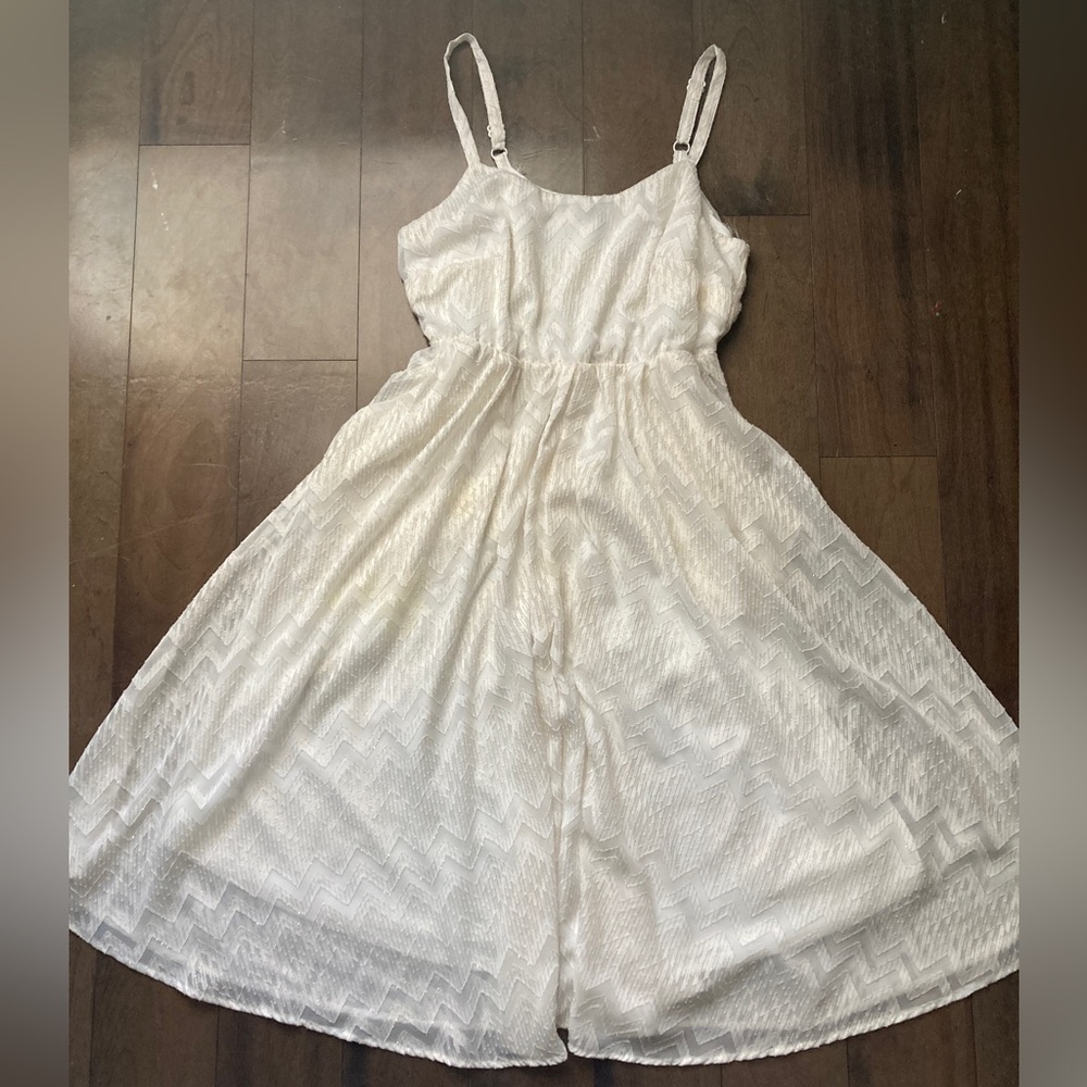 Torrid 00 Gold and White Dress